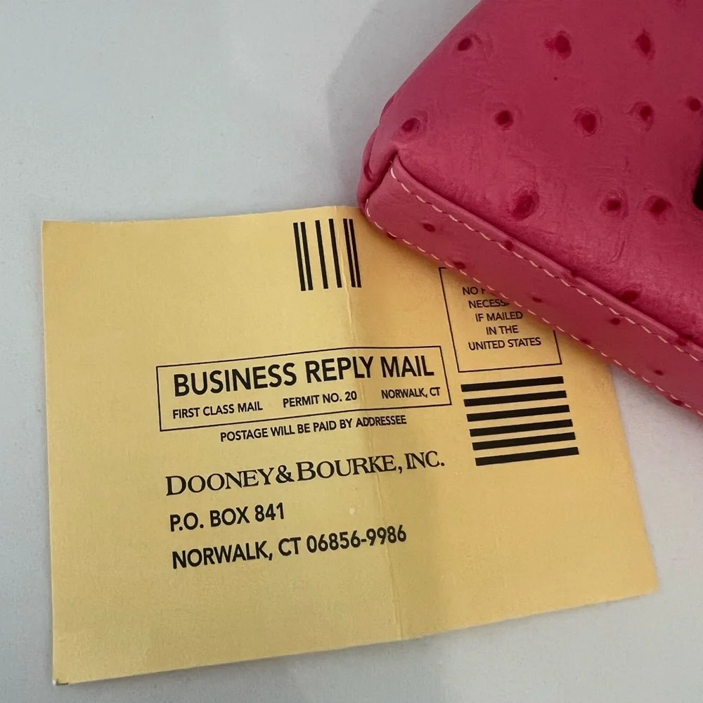 Cute!! 👛 Dooney & Bourke Kisslock Wallet! - Picture 7 of 16